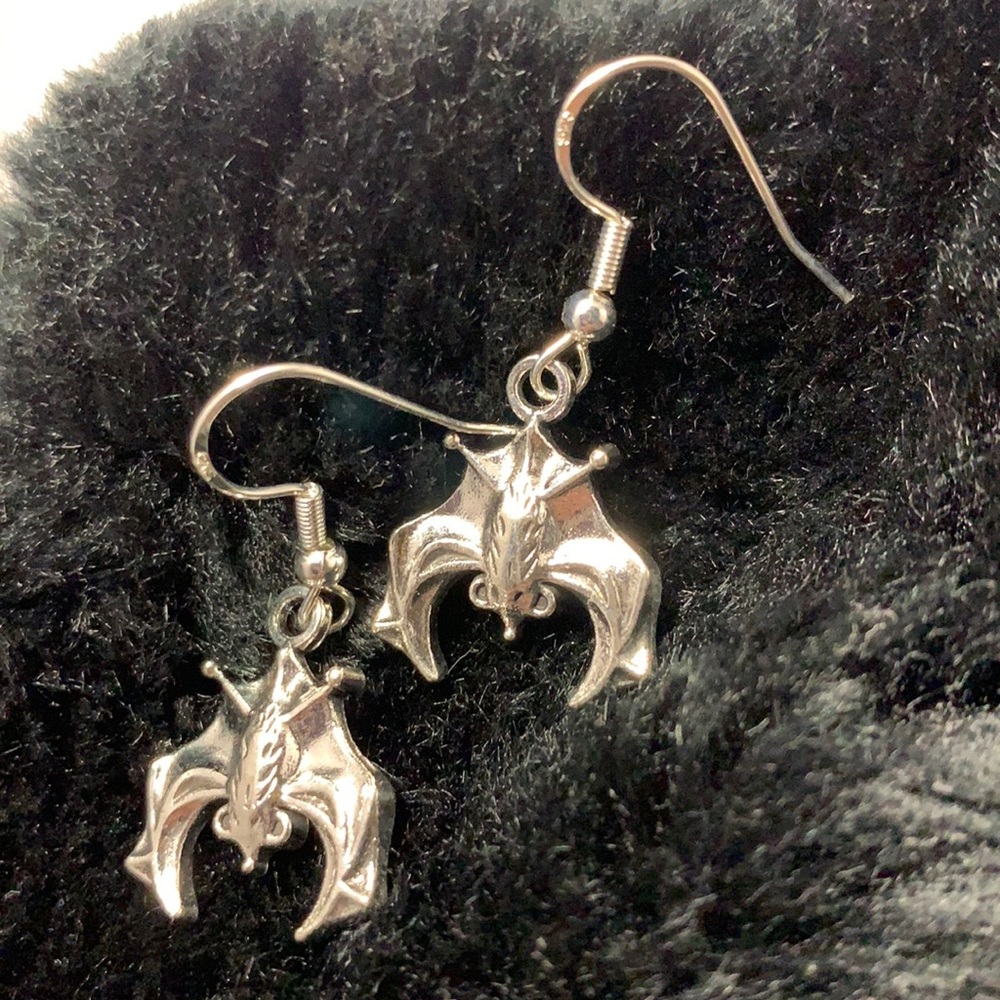 🖤🖤🖤Halloween Bat Earrings 🦇🦇🦇